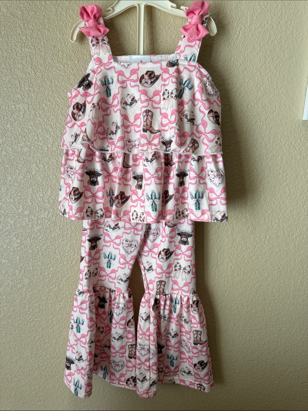 Never worn Girls Pink Cowgirl Ruffle Pajama Set